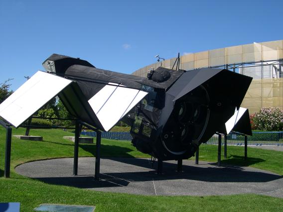  XMM-Nexton (observatoire en rayons X) (Cité de l'Espace)